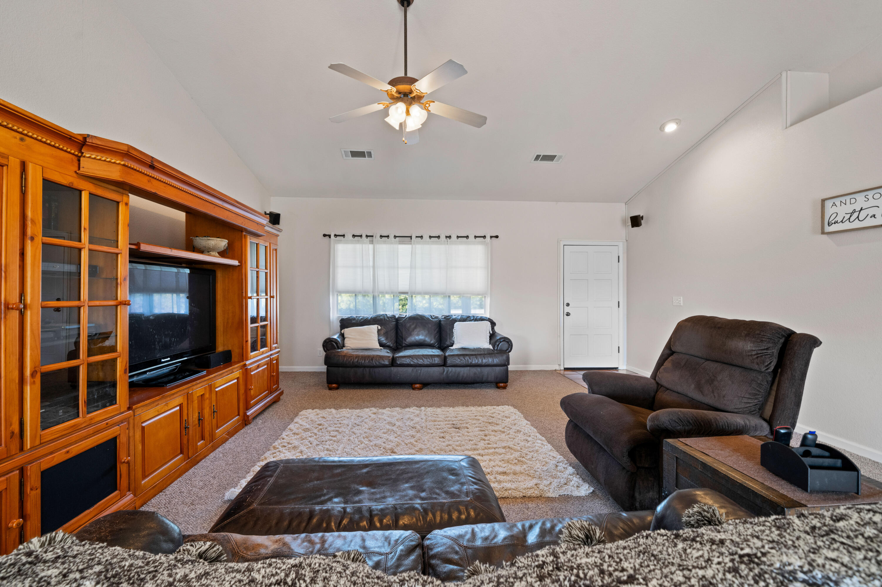 19845 Meadowview Road Red Bluff, CA 96080 - Photo 11 of 40 IMG-10