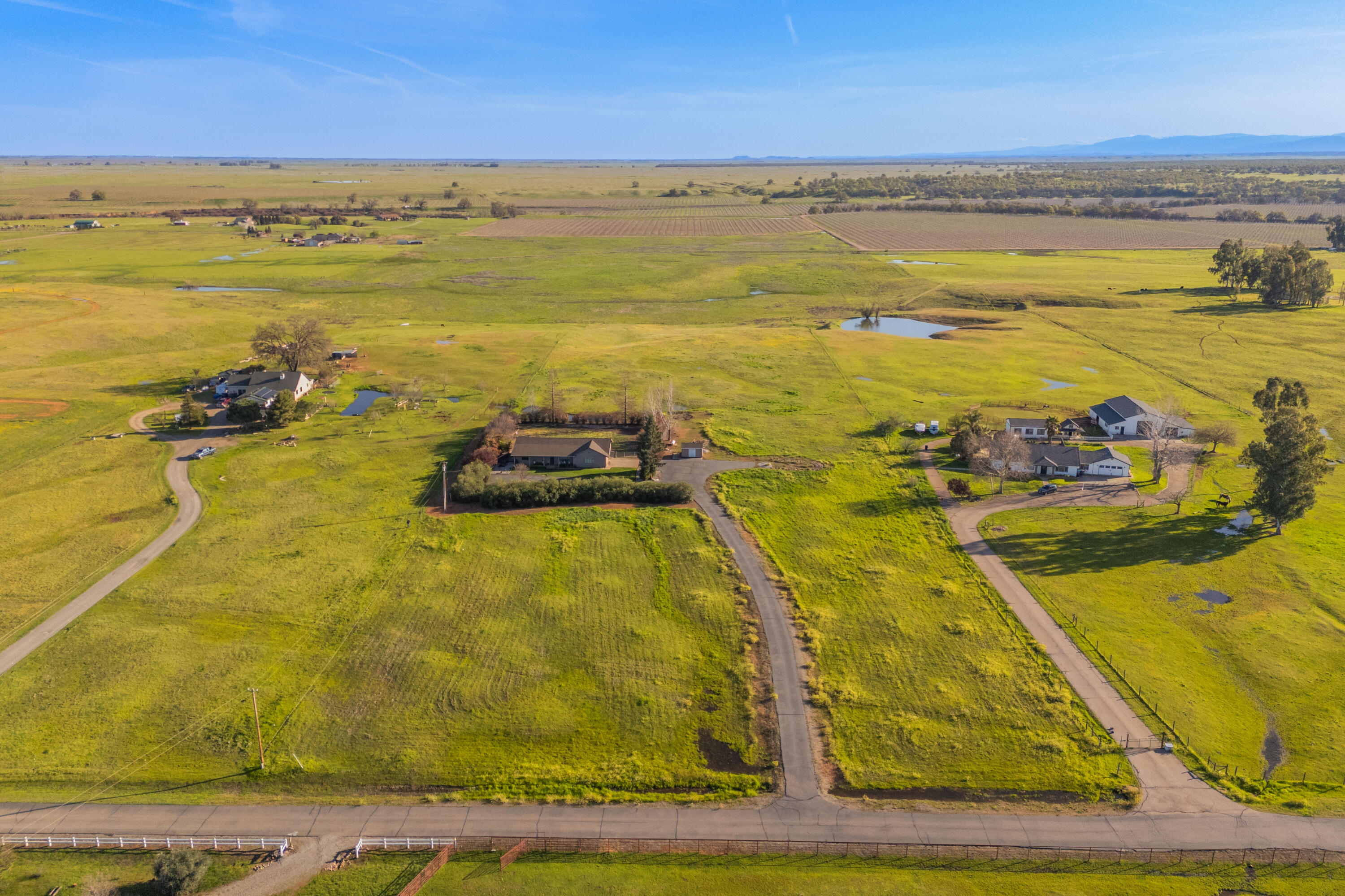 19845 Meadowview Road Red Bluff, CA 96080 - Photo 4 of 40 IMG-01