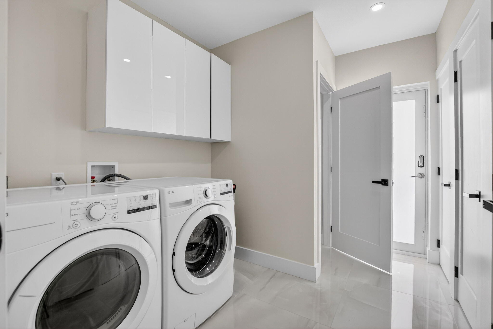 3751 Northeast 5th Avenue Boca Raton, FL 33431 - Photo 10 of 14 32-web-or-mls-DSC_2782