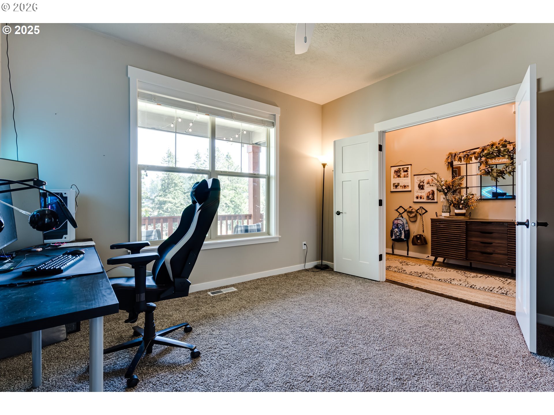 3237 Timberline Drive Eugene, OR 97405 - Photo 9 of 40