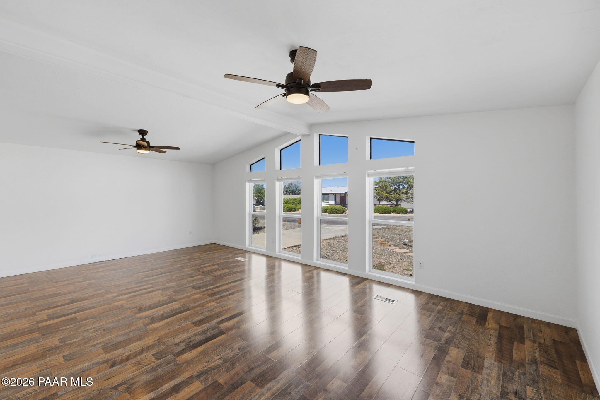 1853 Ridgeview Road Prescott, AZ 86301 - Photo 8 of 39 LIVING ROOM