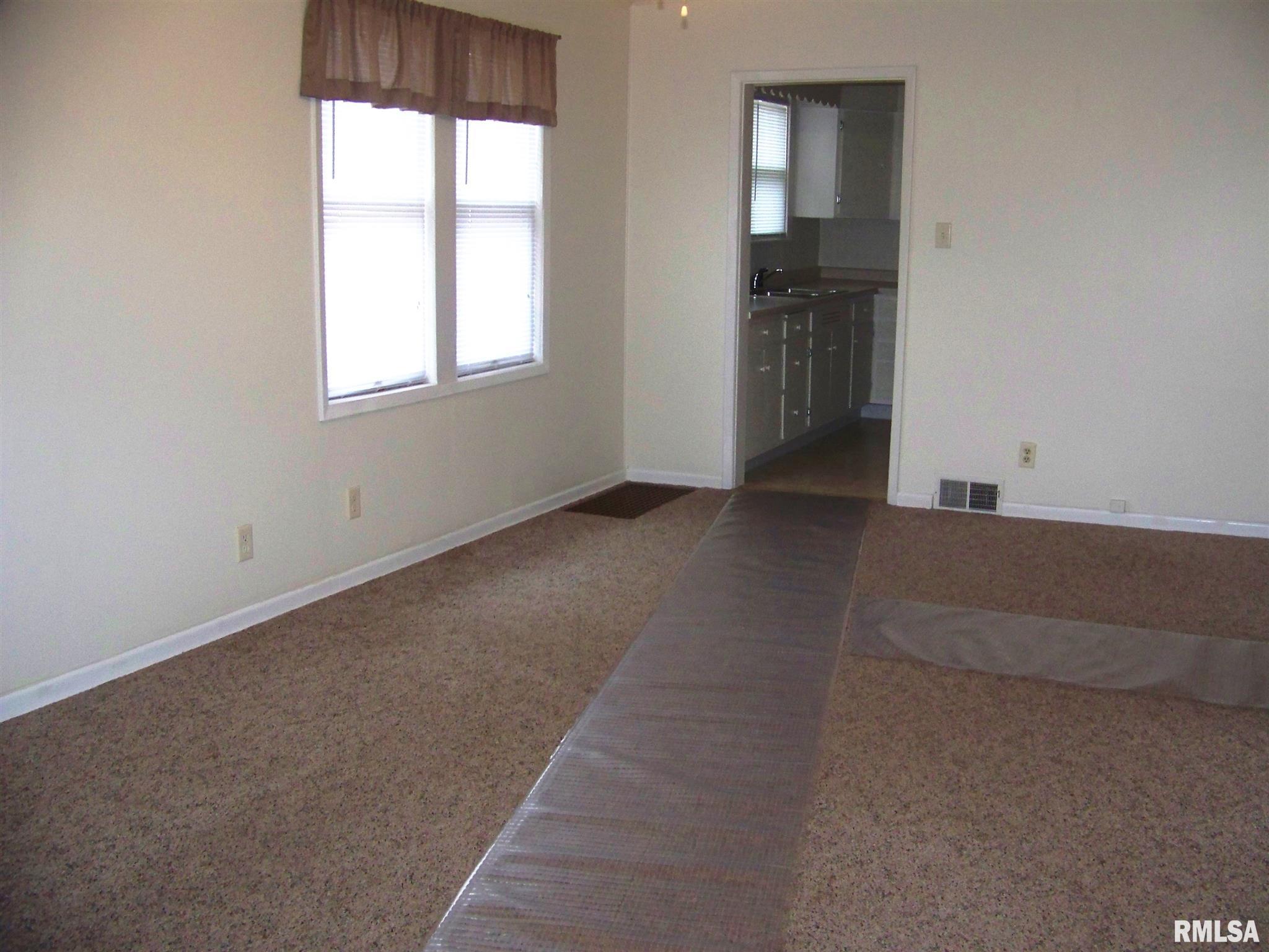 1460 North 6th Street Springfield, IL 62702 - Photo 5 of 15