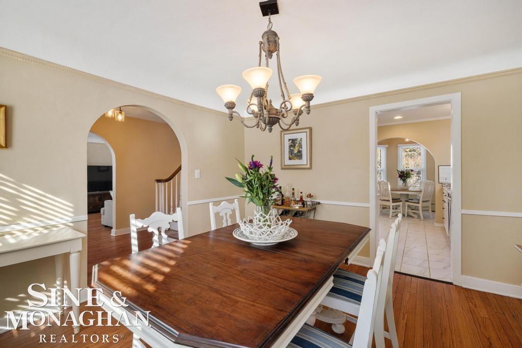 1264 Bishop Road Grosse Pointe, MI 48230 - Photo 10 of 59 50198814-0158a46a-a103-48d0-8f35-ef411b77b68b.JPG