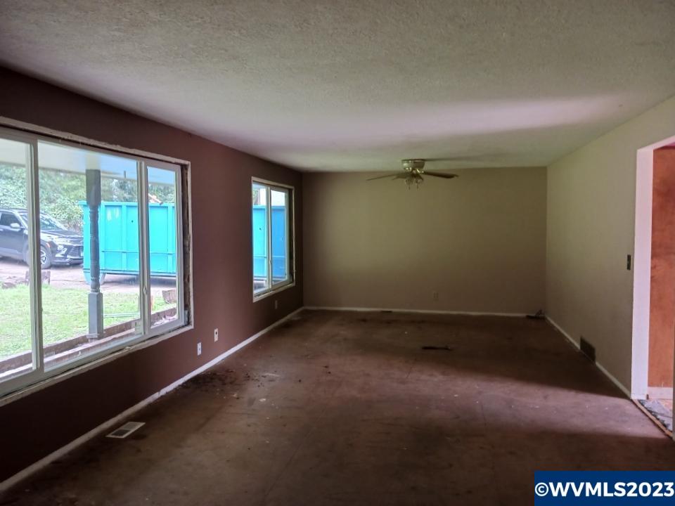 2450 Reimer Road Dallas, OR 97338 - Photo 12 of 14