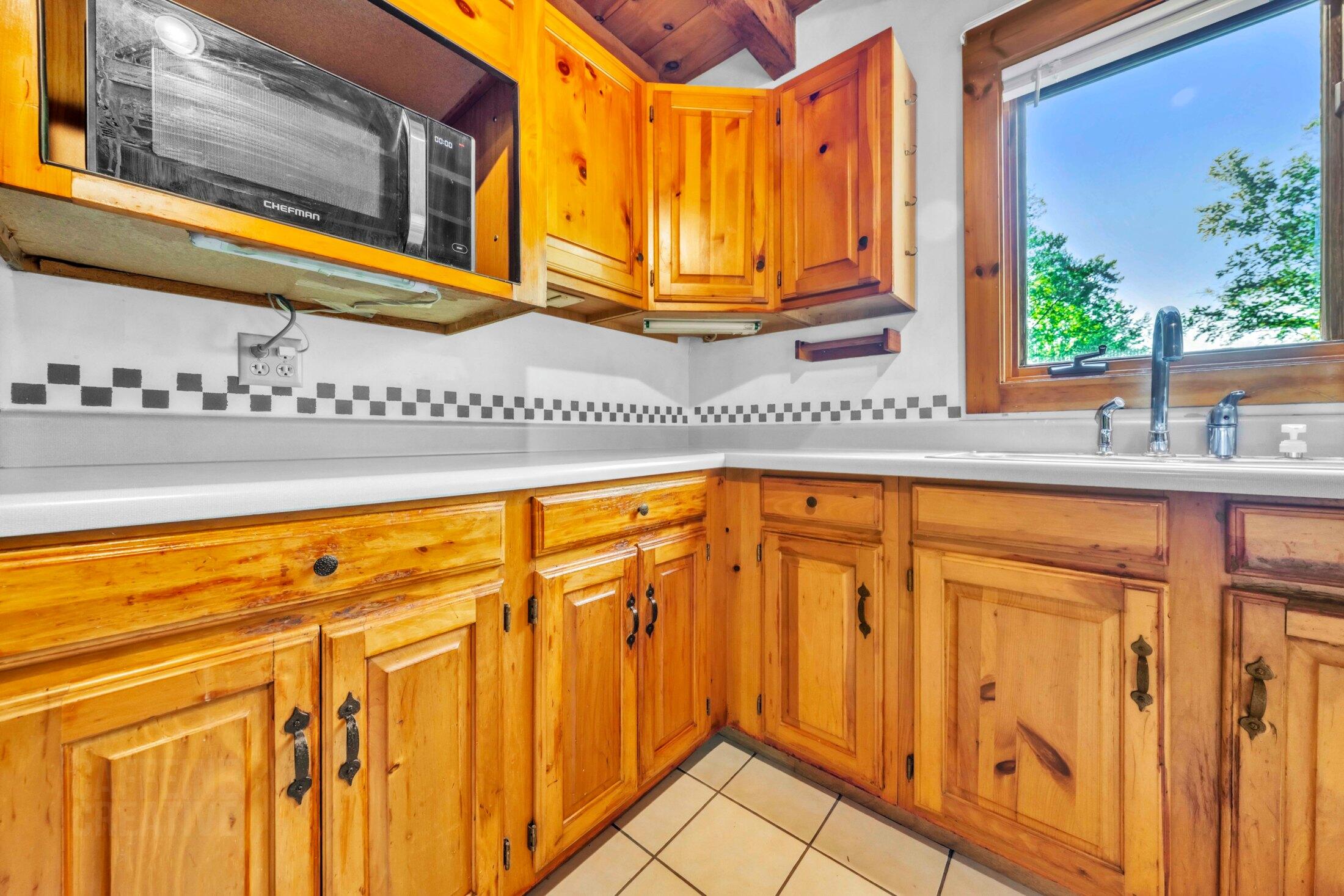 566 Pinkham Brook Road Durham, ME 04222 - Photo 15 of 48 Kitchen