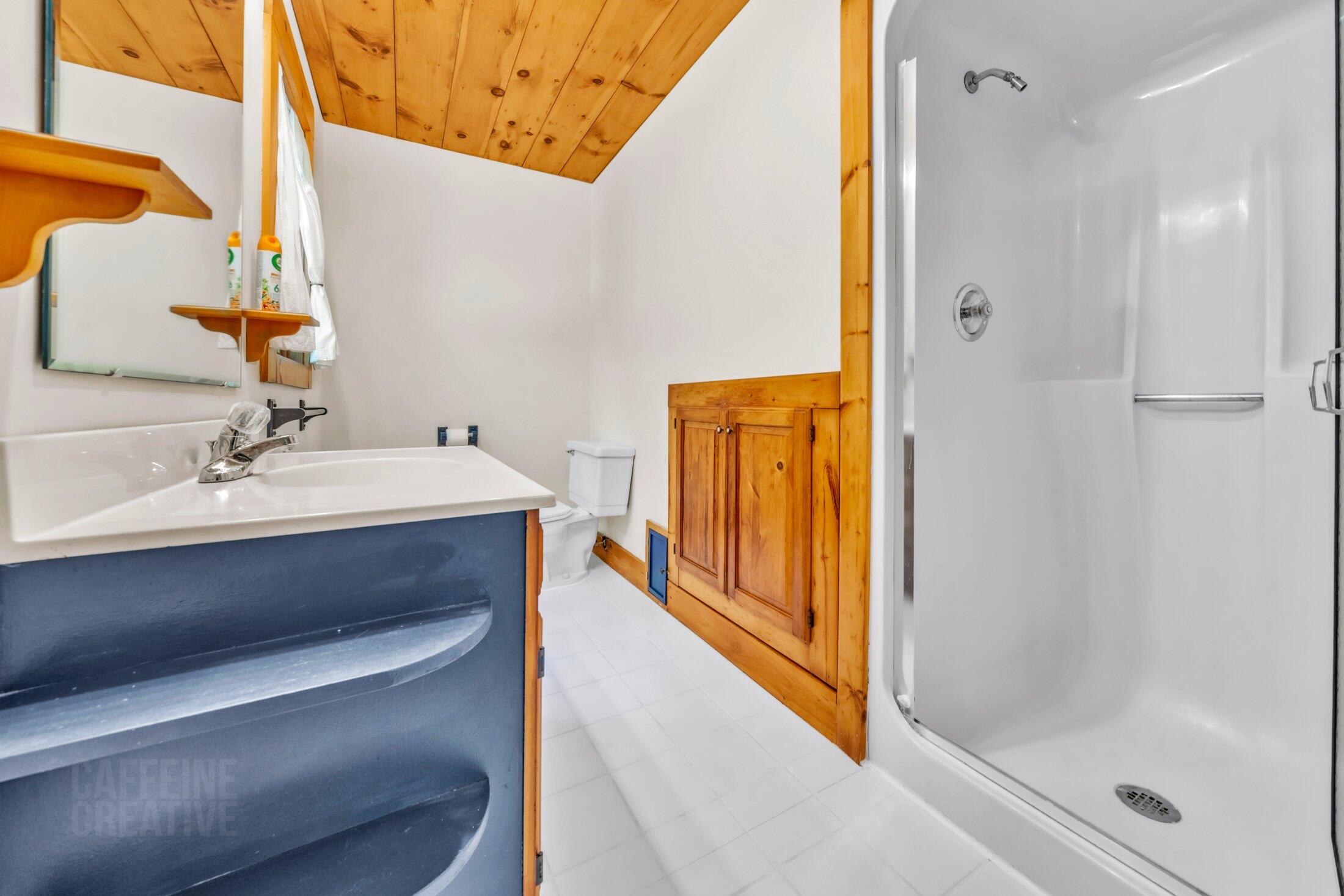 566 Pinkham Brook Road Durham, ME 04222 - Photo 19 of 48 Bathroom