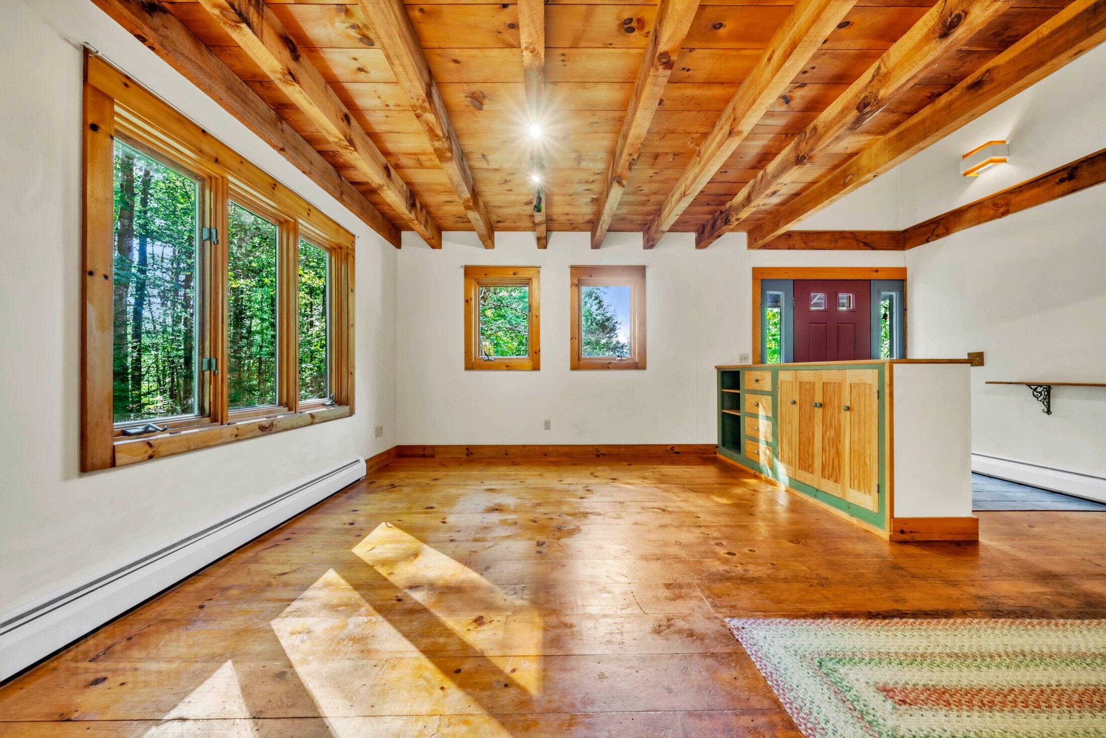 566 Pinkham Brook Road Durham, ME 04222 - Photo 21 of 48 Living Room