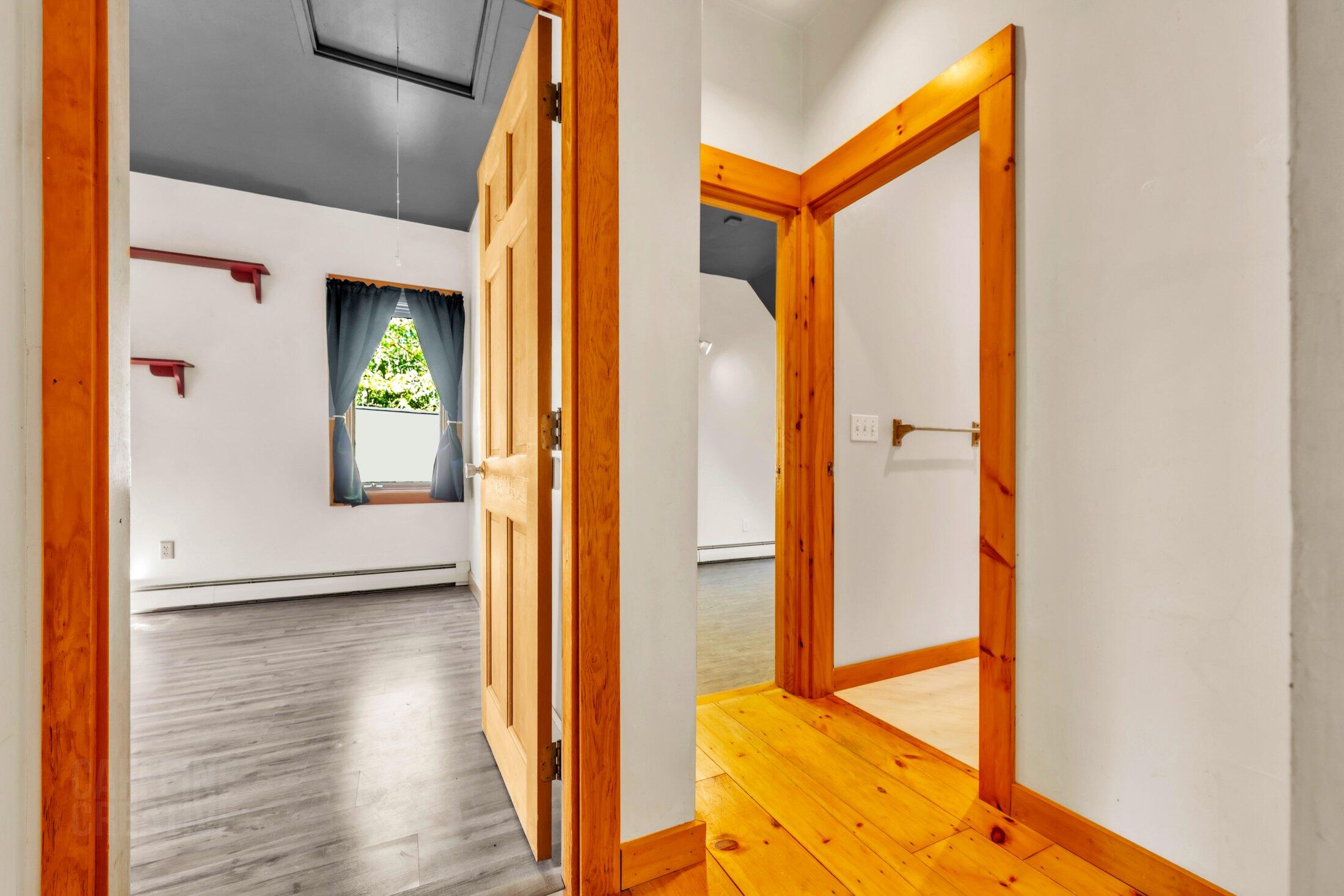 566 Pinkham Brook Road Durham, ME 04222 - Photo 31 of 48 Hallway