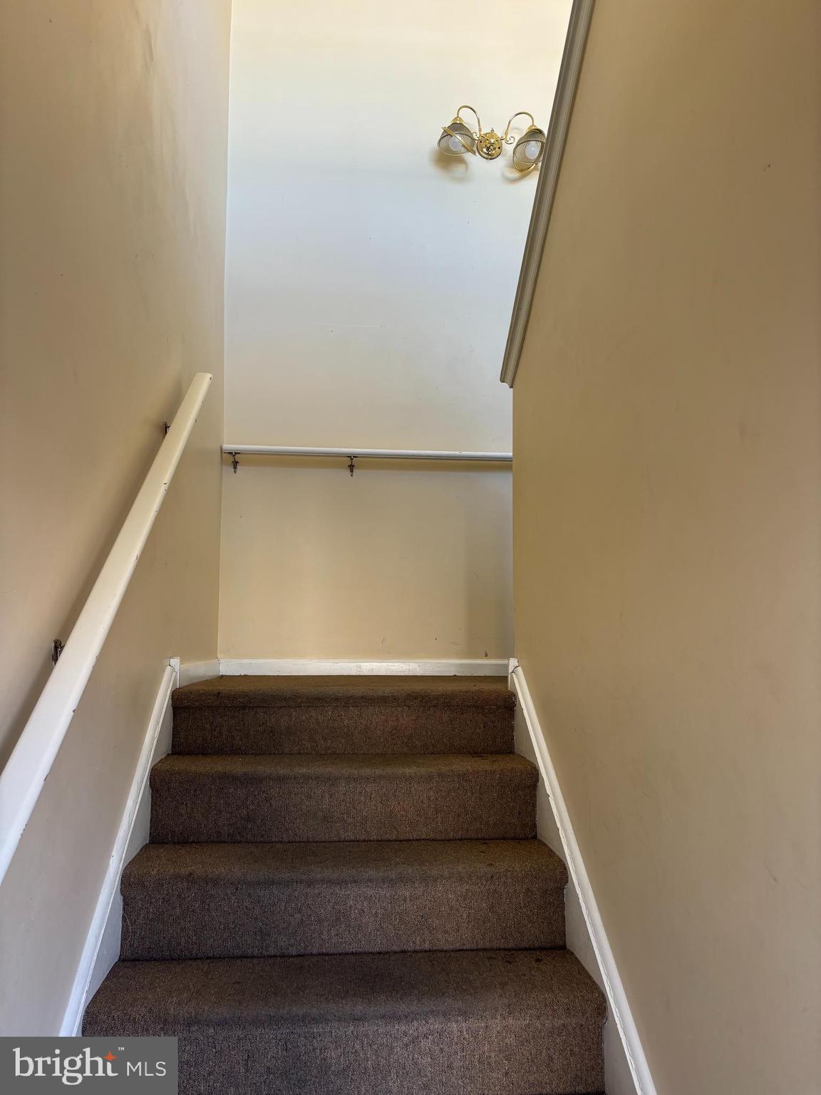 9228 Blue Grass Road, Unit 4 Philadelphia, PA 19114 - Photo 3 of 17 a view of entryway