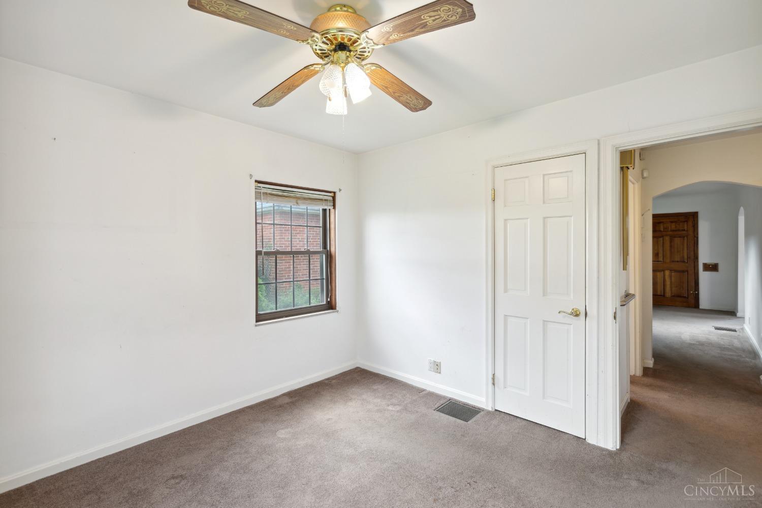 4316 North Bend Road Cincinnati, OH 45211 - Photo 15 of 23 Gallery Image 15