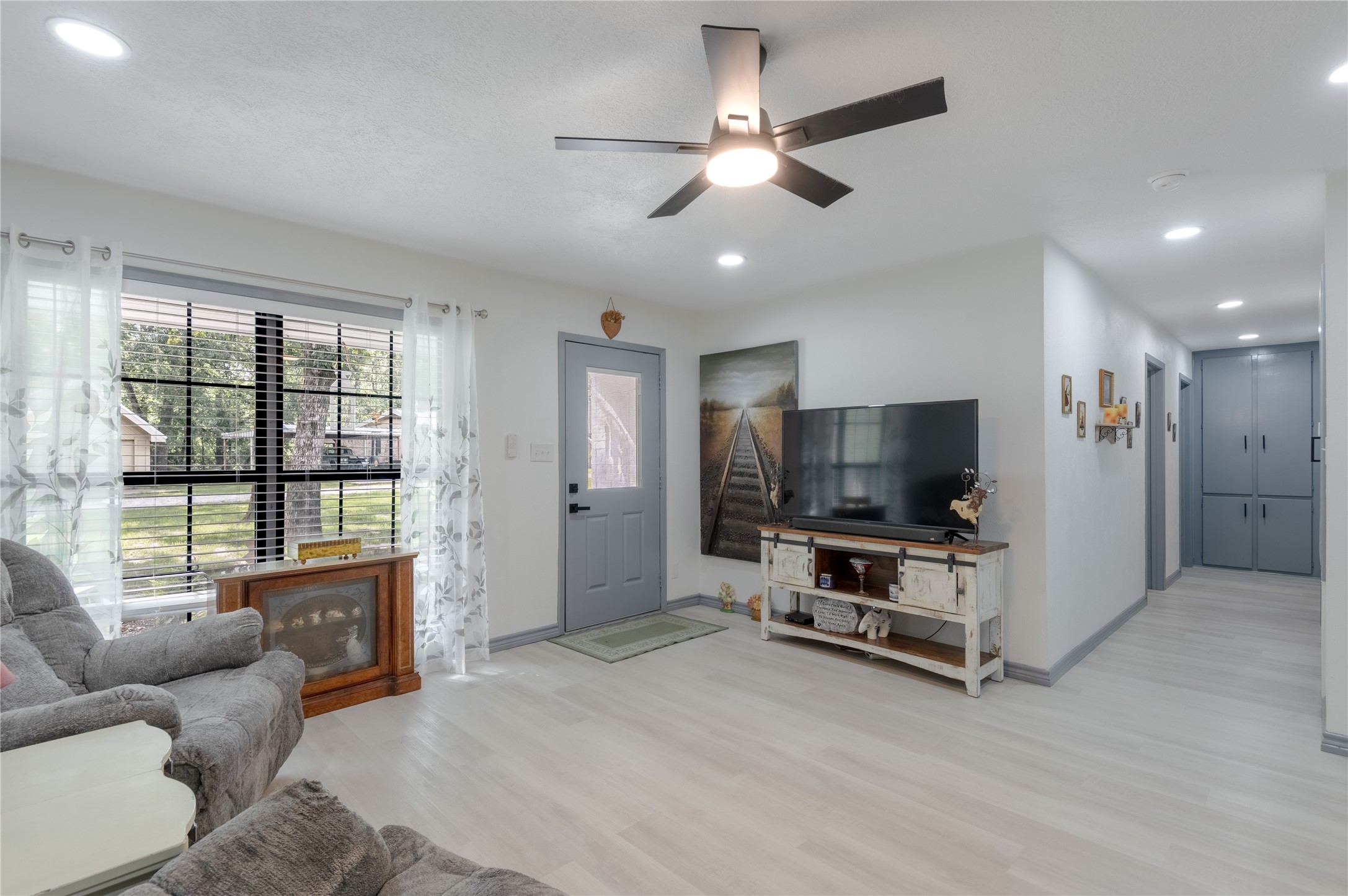 172 Overland Trail Trinity, TX 75862 - Photo 8 of 43