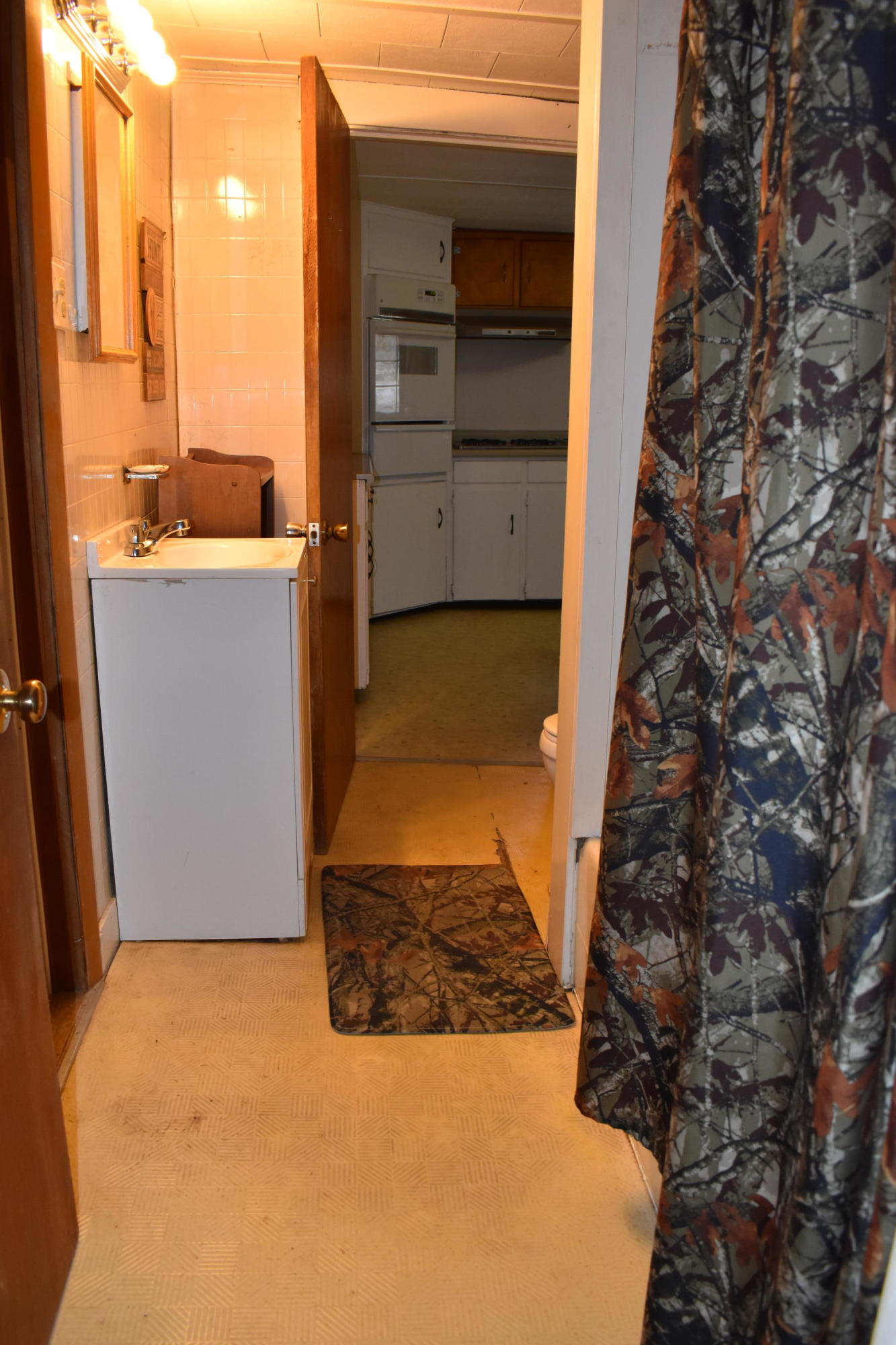 484 Winnecook Road Burnham, ME 04922 - Photo 12 of 20 Bathroom