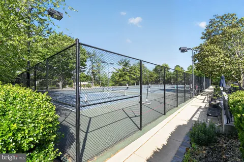 $435,000 | 3043 South Columbus Street, Unit B1, Arlington, VA 22206