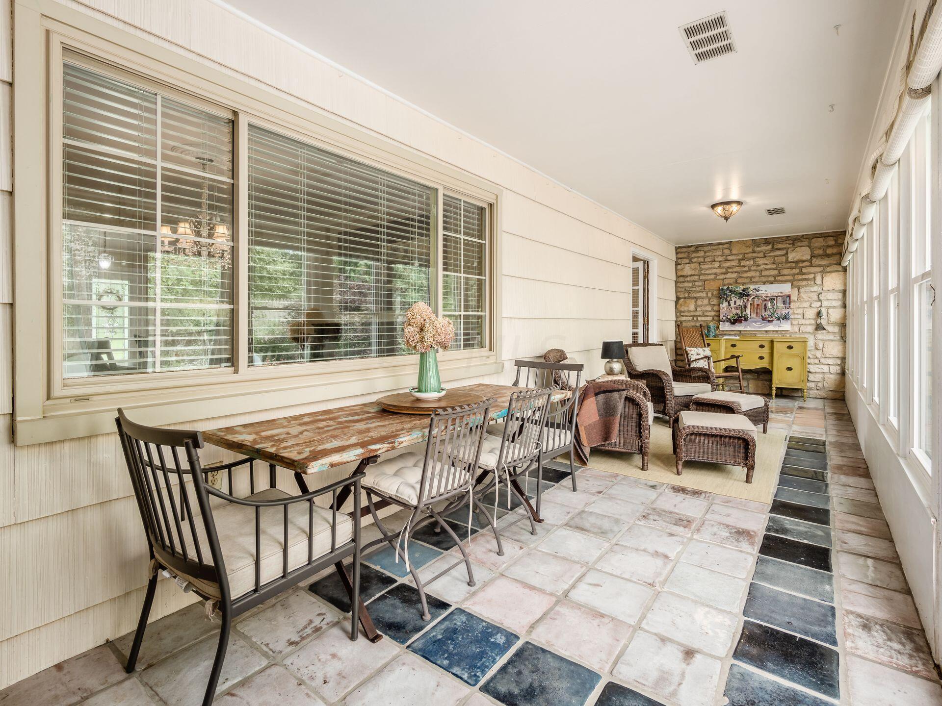 363 South Kellner Road Columbus, OH 43209 - Photo 15 of 72 Sunroom