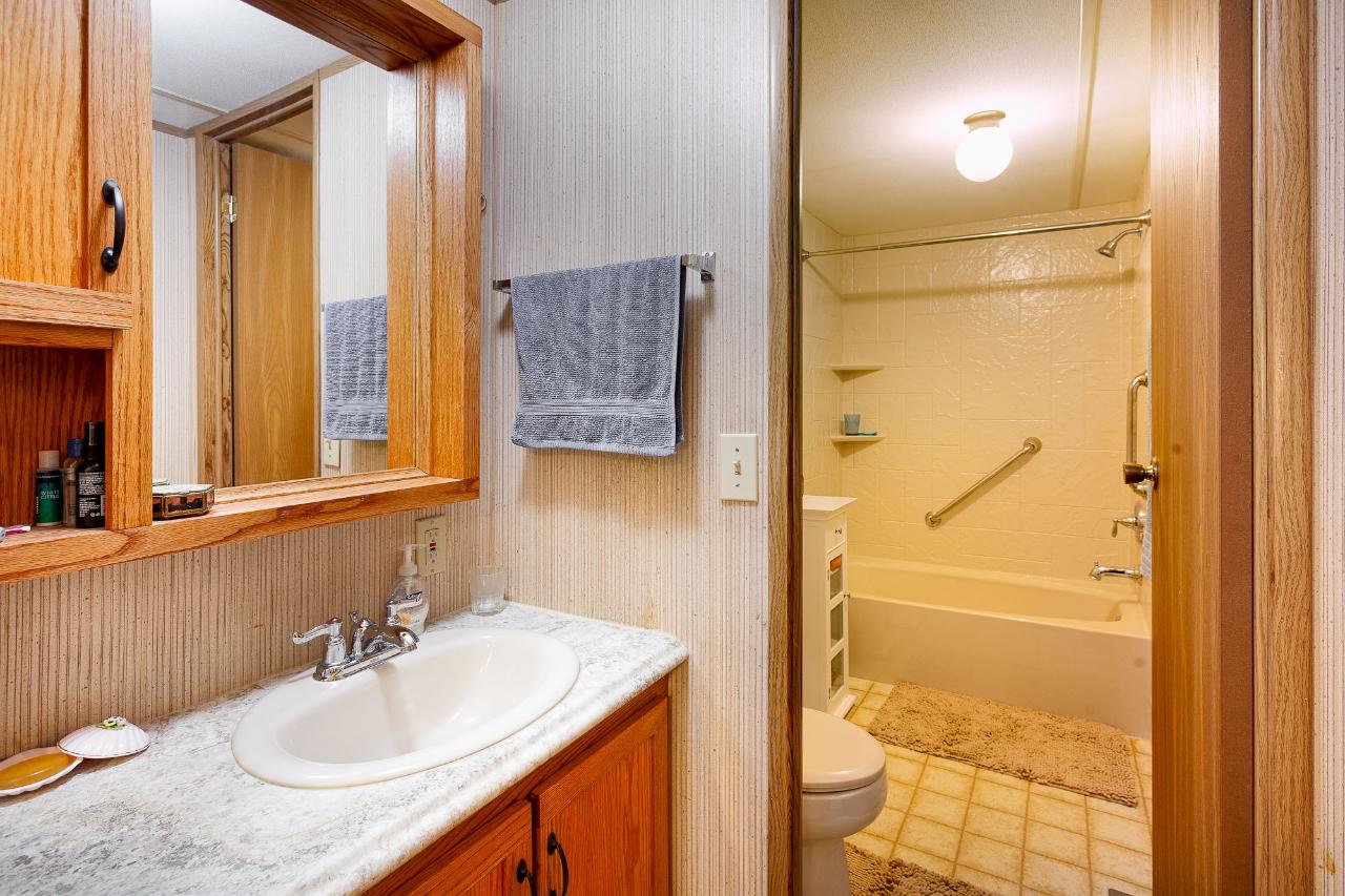 N11530 Hilts Lake Road Rhinelander, WI 54501 - Photo 11 of 38 Gallery Image 11