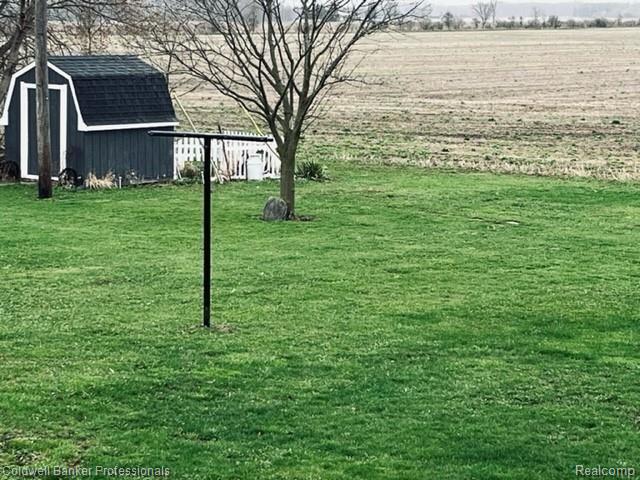 5165 Sandusky Road Peck, MI 48466 - Photo 4 of 29