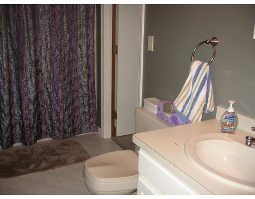44 Nottingham Road, Unit 44 Grafton, MA 01519 - Photo 8 of 9 Gallery Image 8