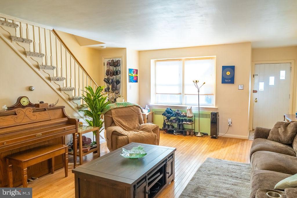 739 Fairfax Road Drexel Hill, PA 19026 - Photo 5 of 18 a living room with furniture and wooden floor