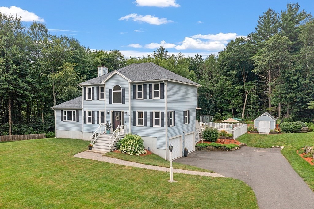 8 Hammond Farm Road Haverhill, MA 01832 - Photo 2 of 41 Gallery Image 2