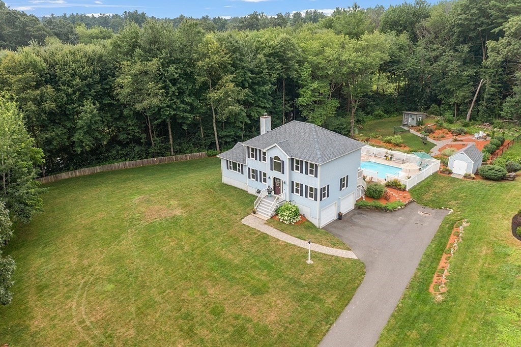 8 Hammond Farm Road Haverhill, MA 01832 - Photo 3 of 41 Gallery Image 3
