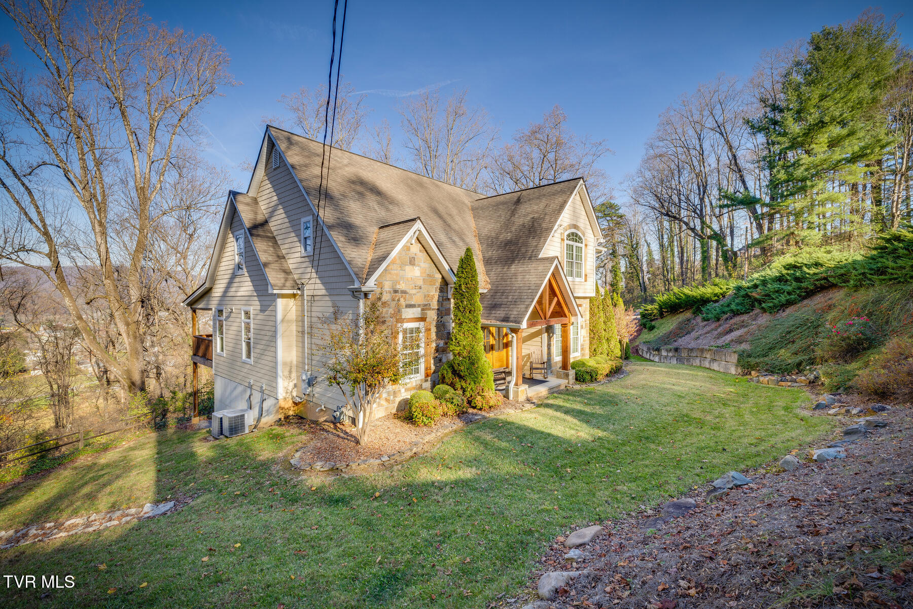 113 Ridgecrest Drive Elizabethton, TN 37643 - Photo 2 of 43 002