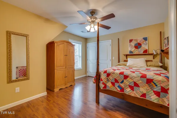 $799,900 | 113 Ridgecrest Drive, Elizabethton, TN 37643