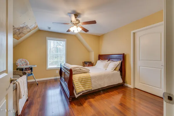 $799,900 | 113 Ridgecrest Drive, Elizabethton, TN 37643