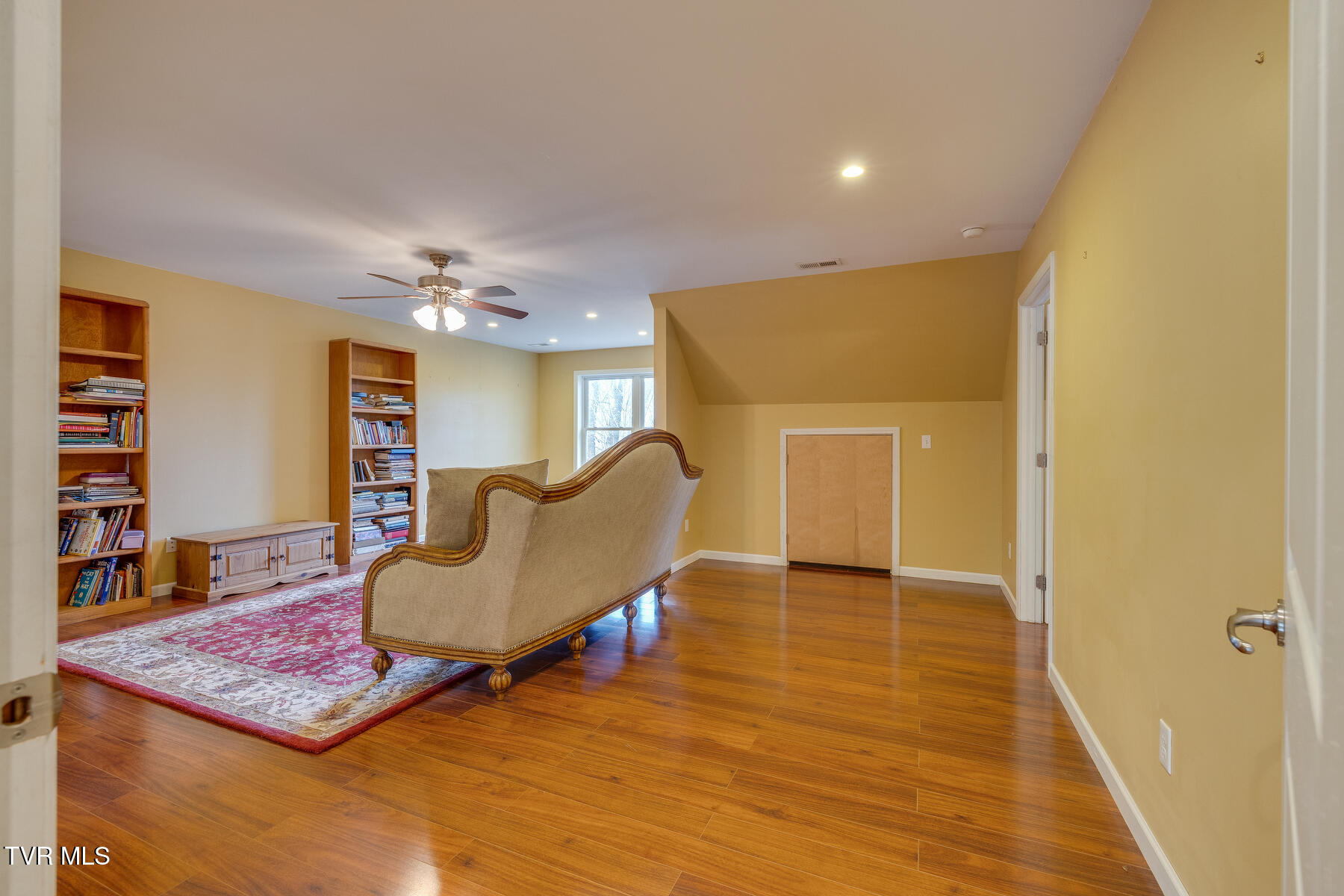 113 Ridgecrest Drive Elizabethton, TN 37643 - Photo 32 of 43 028