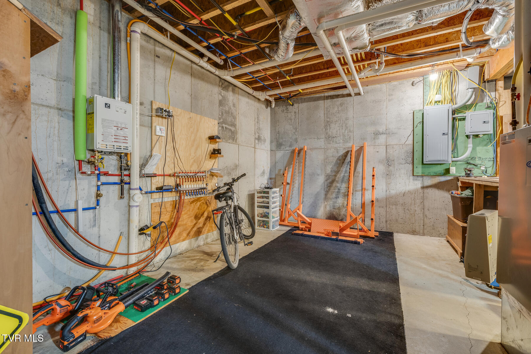 113 Ridgecrest Drive Elizabethton, TN 37643 - Photo 37 of 43 050