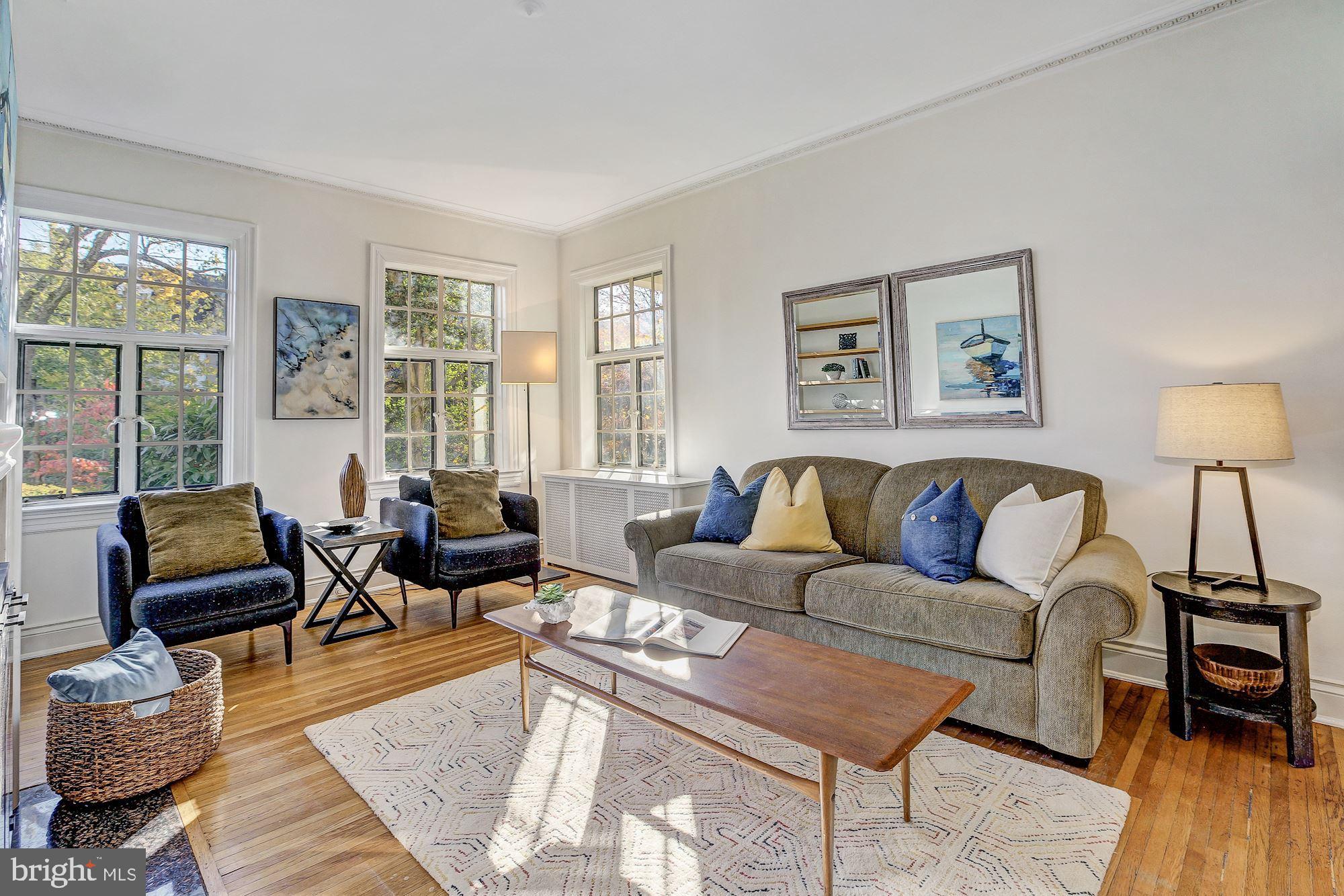 3233 Klingle Road Northwest Washington, DC 20008 - Photo 3 of 29