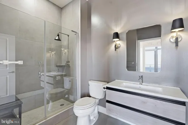 $710,000 | 520 John Carlyle Street, Unit 408, Alexandria, VA 22314