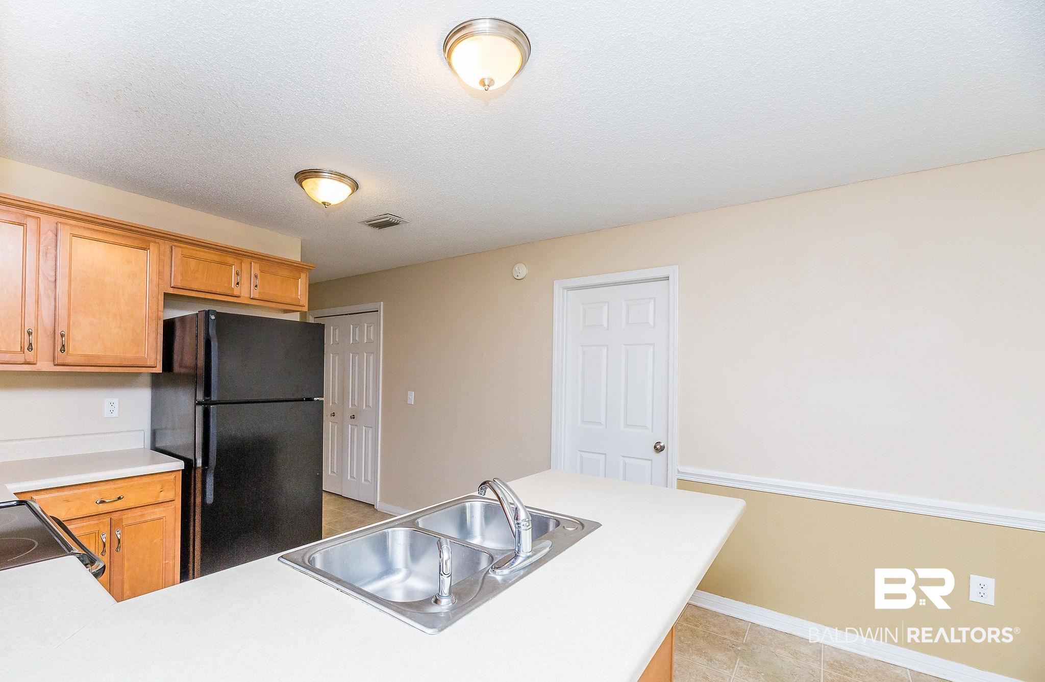 1404 Thames Drive Foley, AL 36535 - Photo 12 of 48