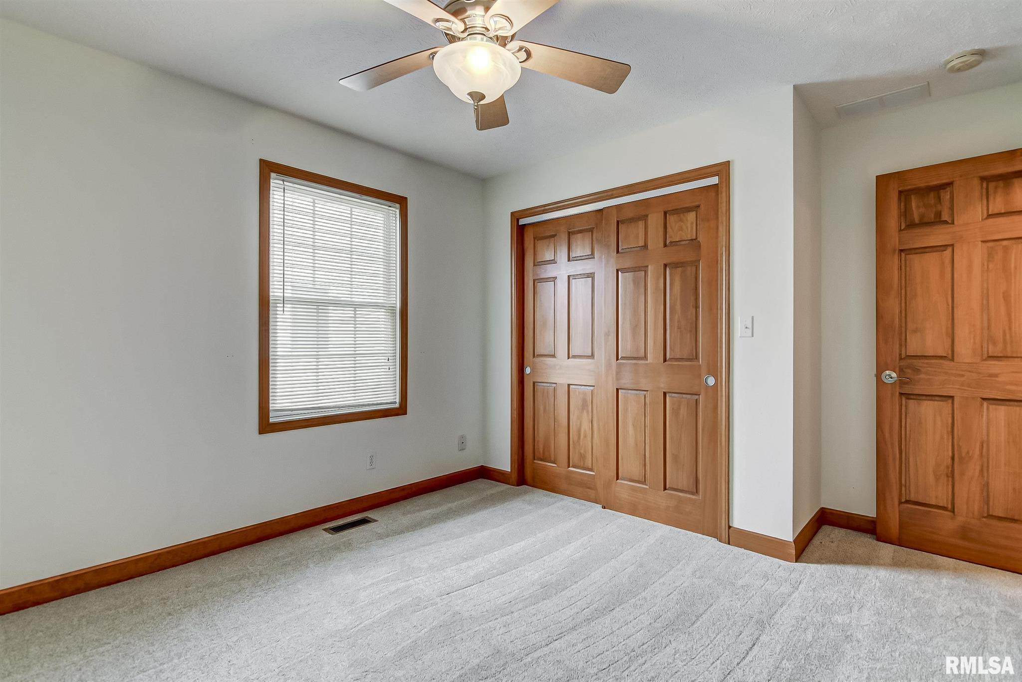 709 Heathrow Lane Rochester, IL 62563 - Photo 23 of 28
