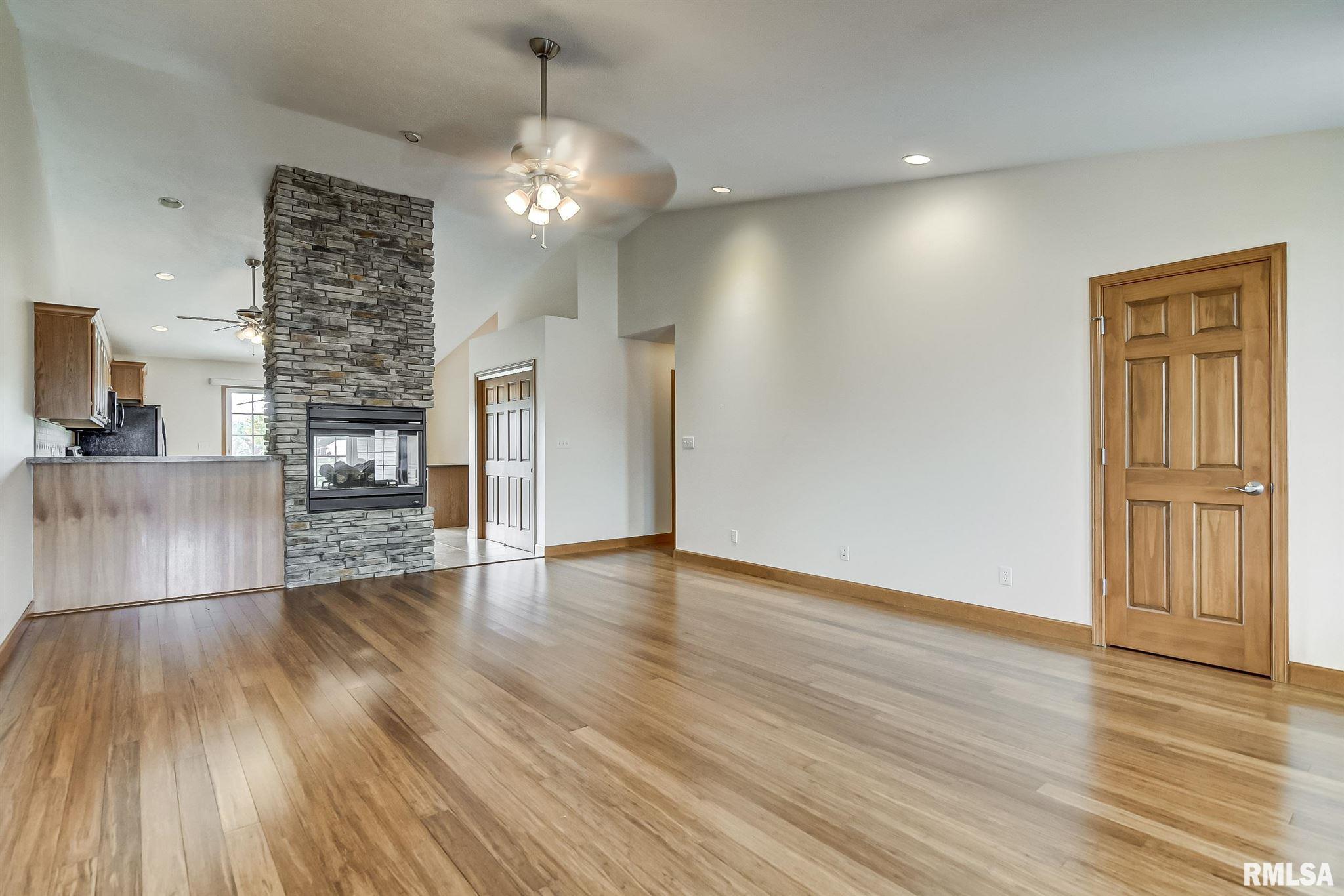 709 Heathrow Lane Rochester, IL 62563 - Photo 10 of 28