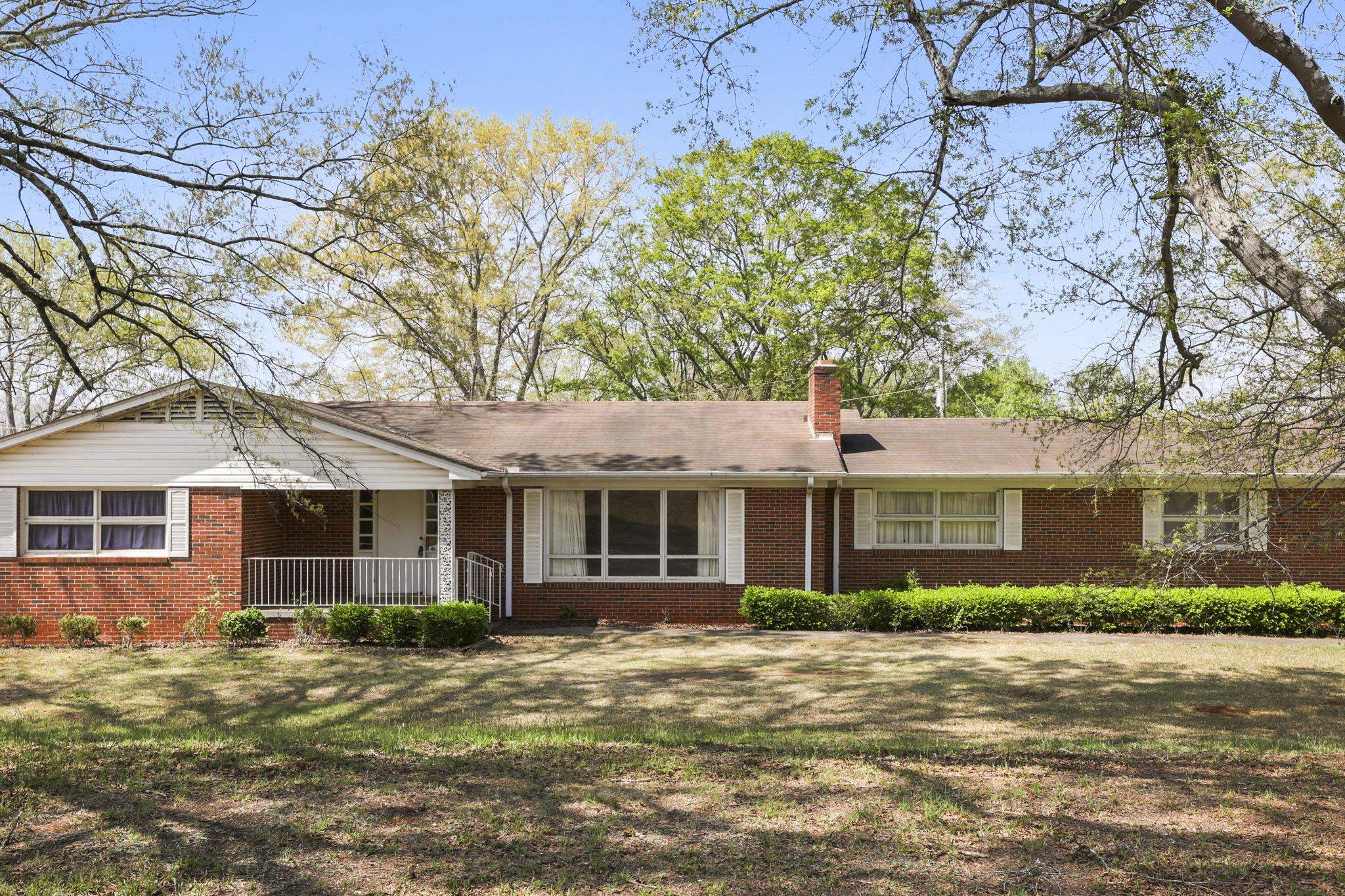 2184 John Dodd Road Wellford, SC 29385 - Photo 1 of 37