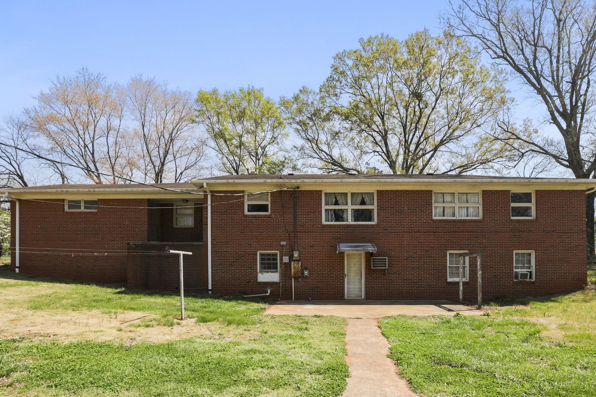 2184 John Dodd Road Wellford, SC 29385 - Photo 14 of 37