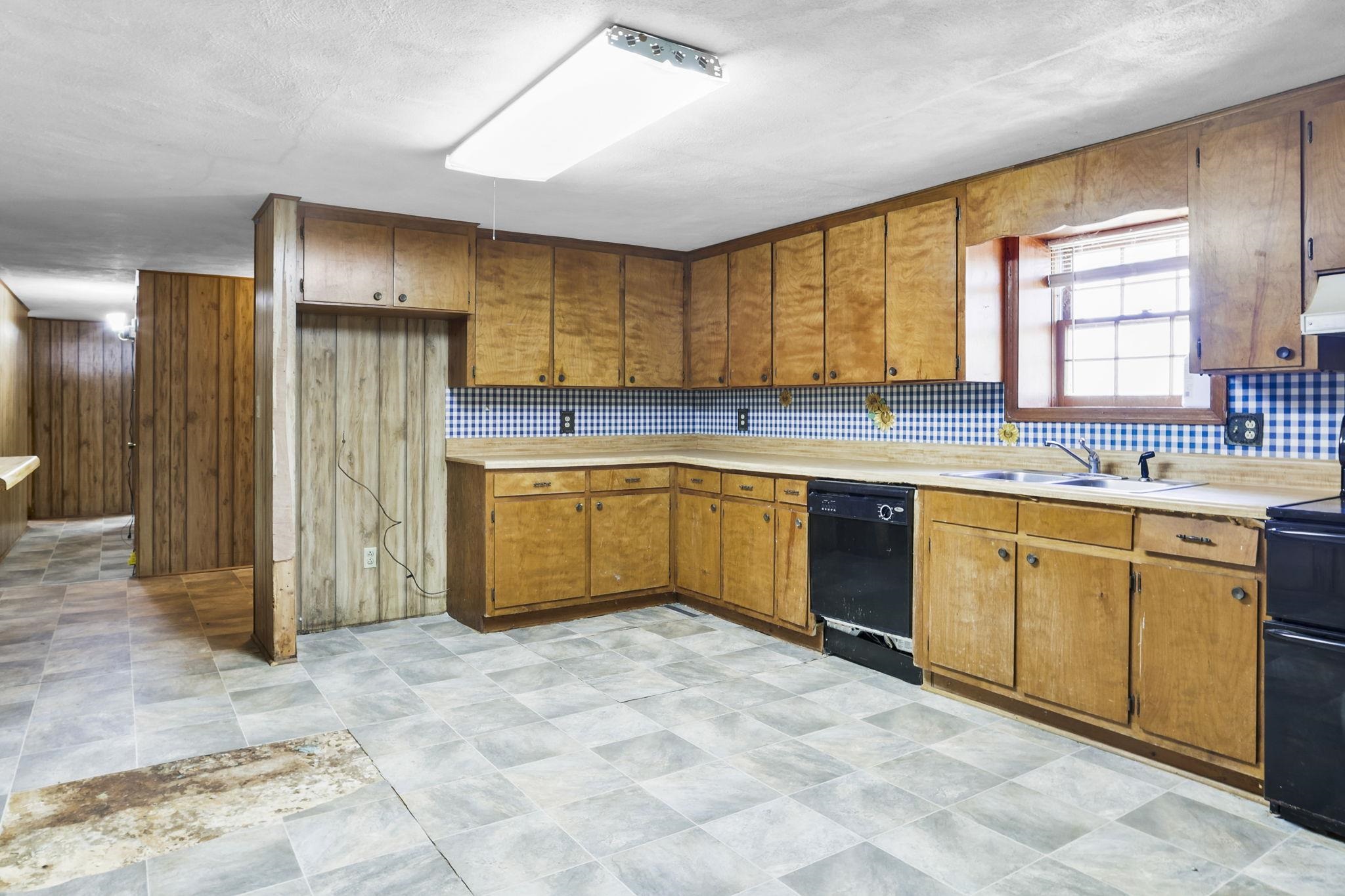 2184 John Dodd Road Wellford, SC 29385 - Photo 31 of 37