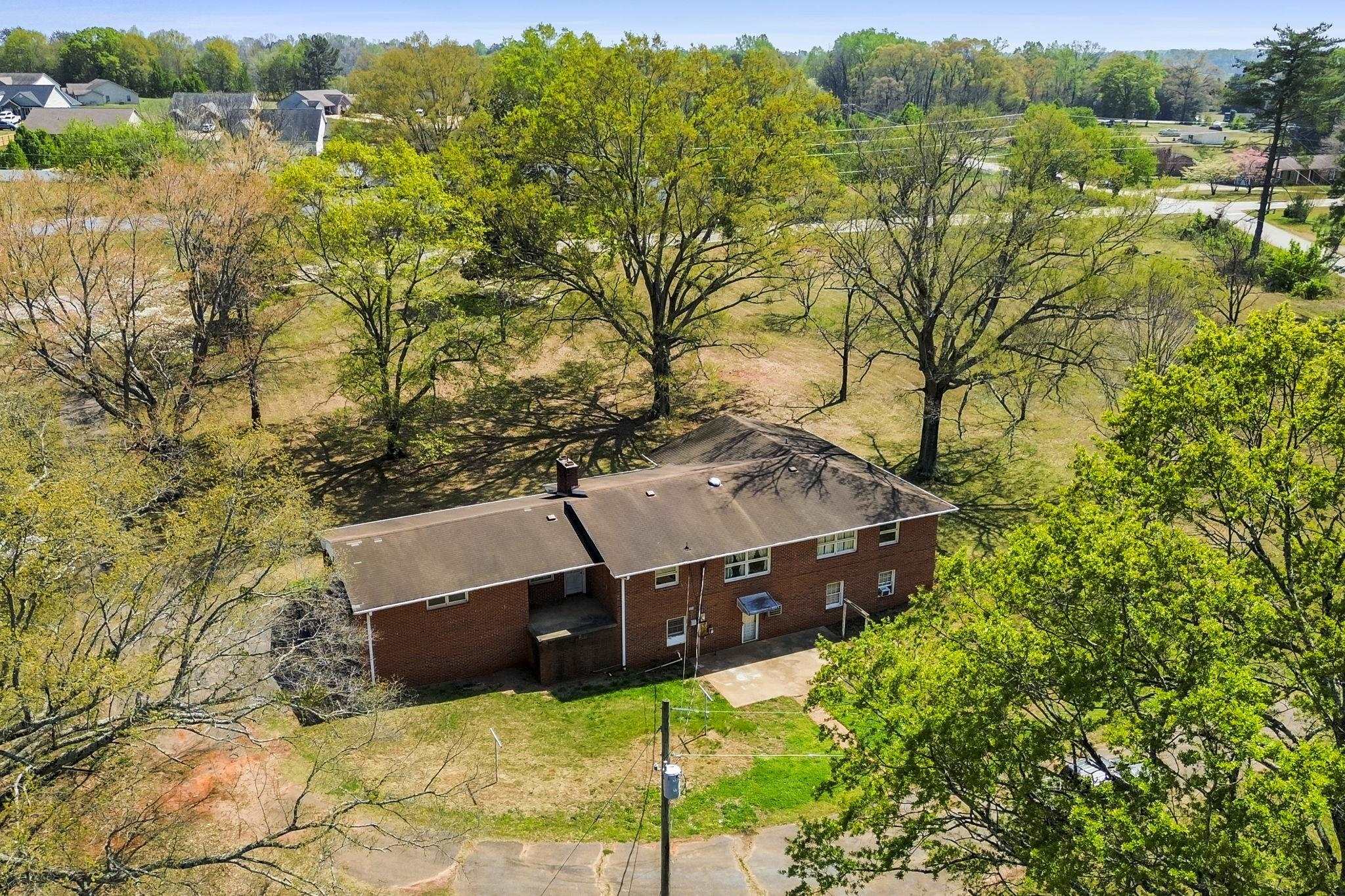 2184 John Dodd Road Wellford, SC 29385 - Photo 7 of 37