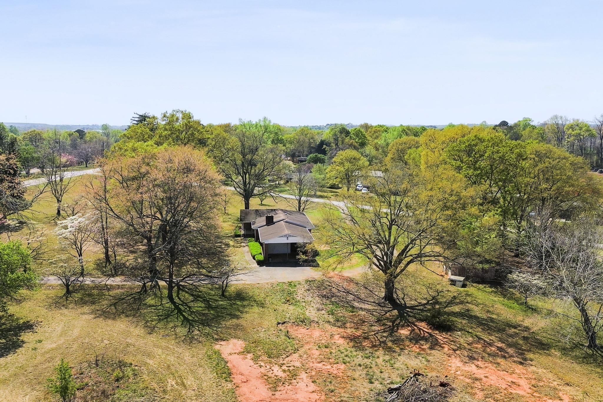 2184 John Dodd Road Wellford, SC 29385 - Photo 8 of 37