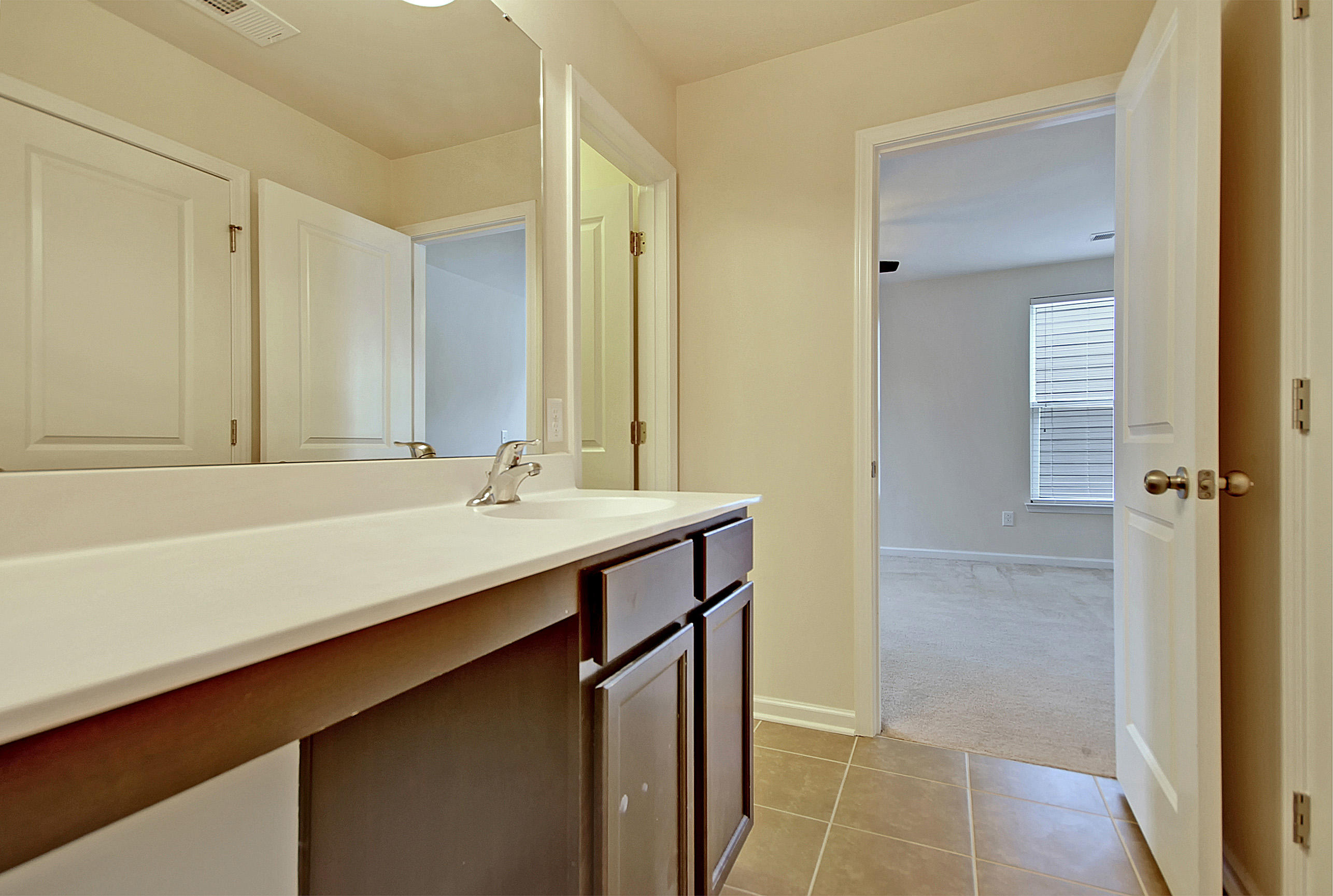 1801 Winfield Way Charleston, SC 29414 - Photo 23 of 39 Bathroom