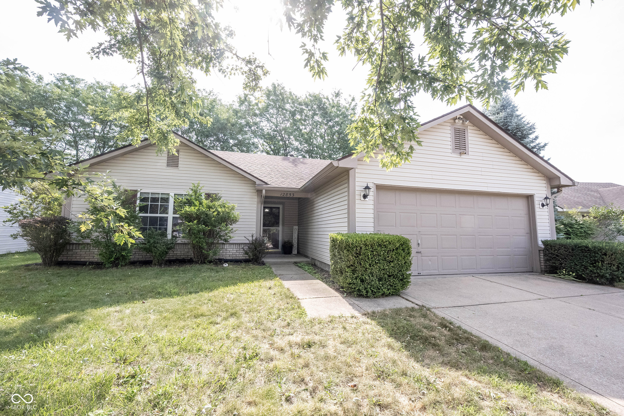 12853 Longleaf Lane Fishers, IN 46038 - Photo 2 of 35