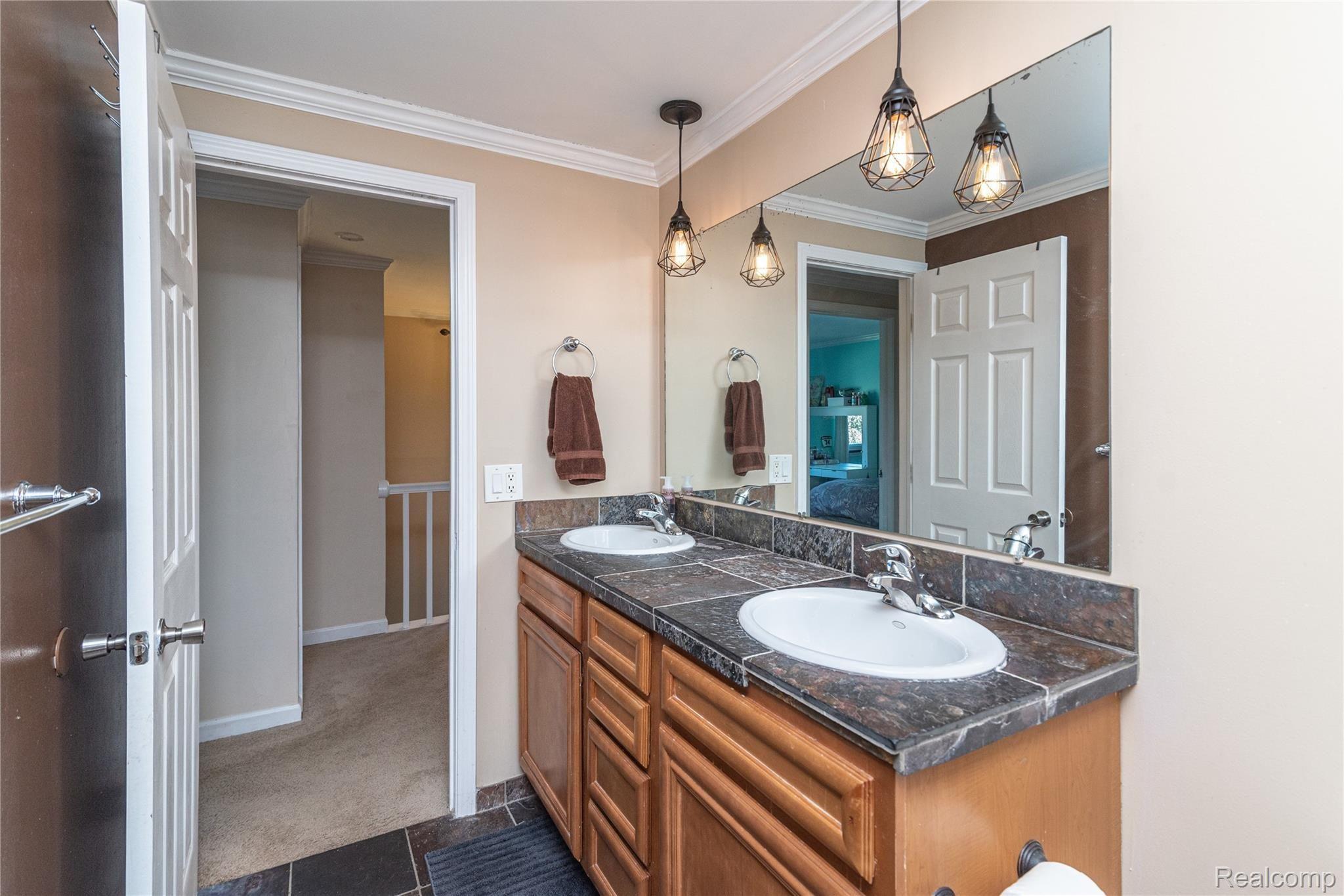 43133 Barchester Road Canton, MI 48187 - Photo 33 of 45 00__6.jpg
