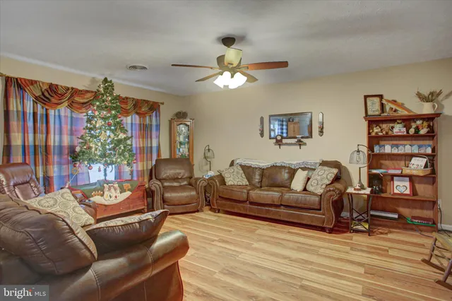 $250,000 | 2355 Majestic Court, Chambersburg, PA 17202