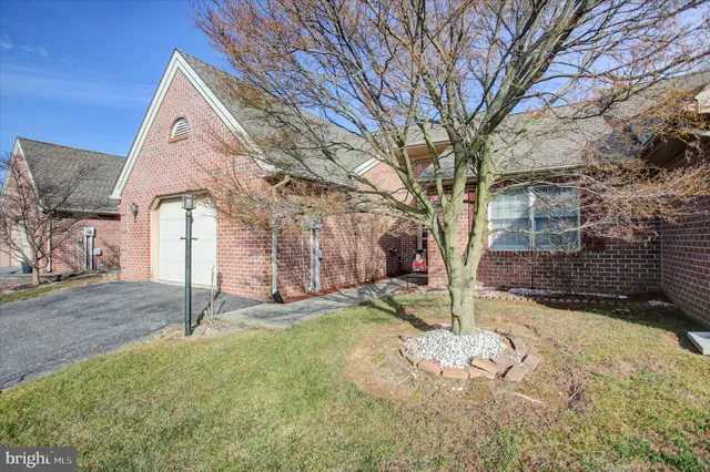 $250,000 | 2355 Majestic Court, Chambersburg, PA 17202