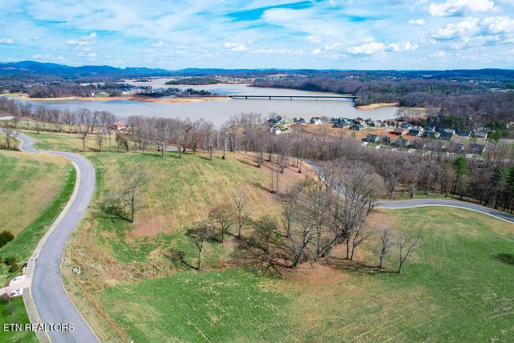 2414 Starboard Crest Road Morristown, TN 37814 - Photo 17 of 43 19