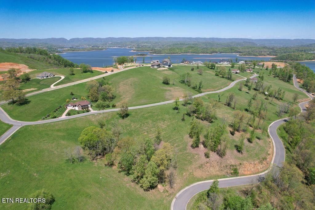 2414 Starboard Crest Road Morristown, TN 37814 - Photo 5 of 43 8