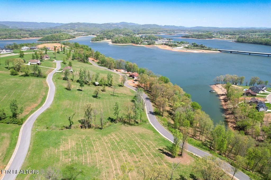 2414 Starboard Crest Road Morristown, TN 37814 - Photo 7 of 43 12