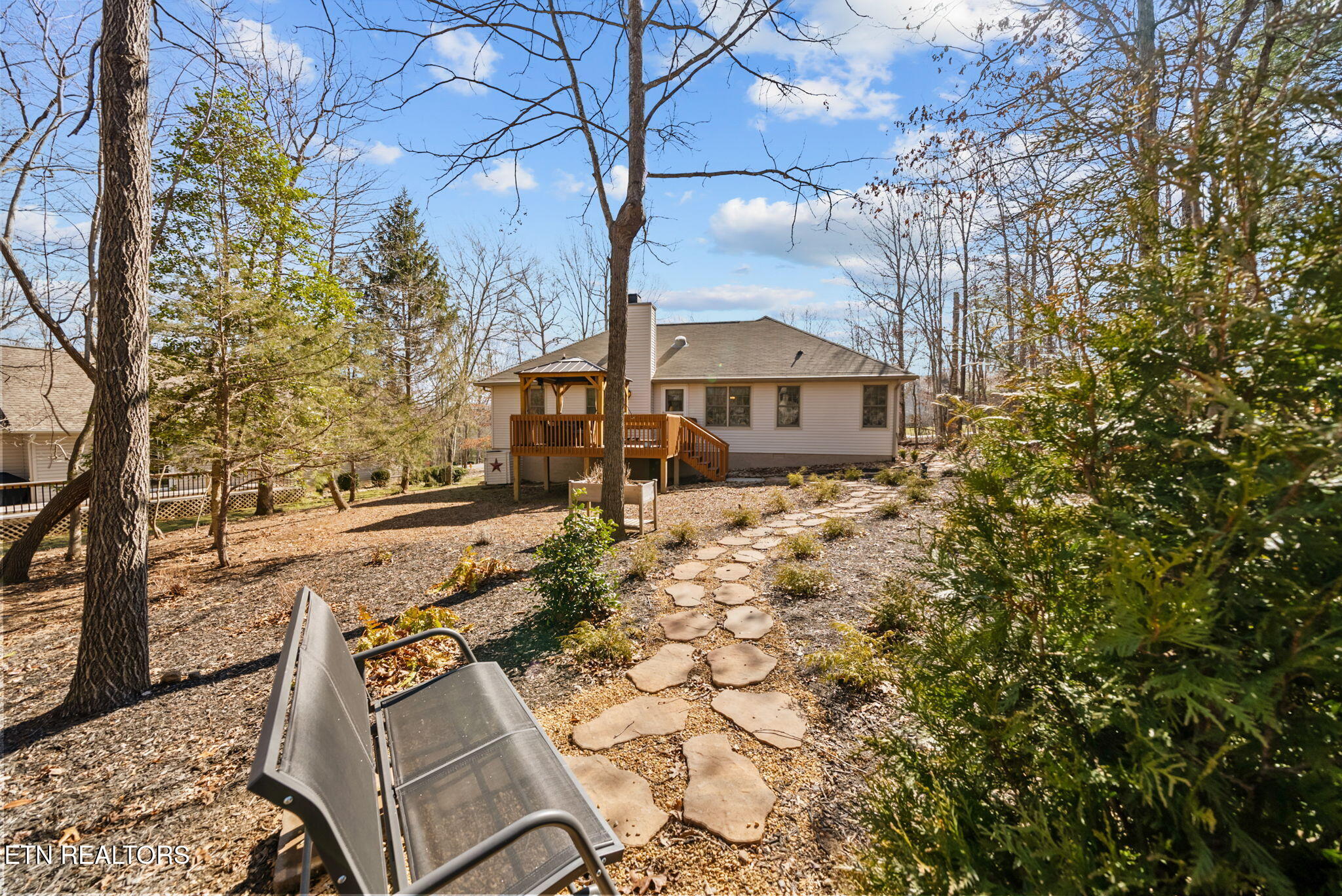 115 Lafayette Point Crossville, TN 38558 - Photo 2 of 44 10-web-or-mls-DSC03340