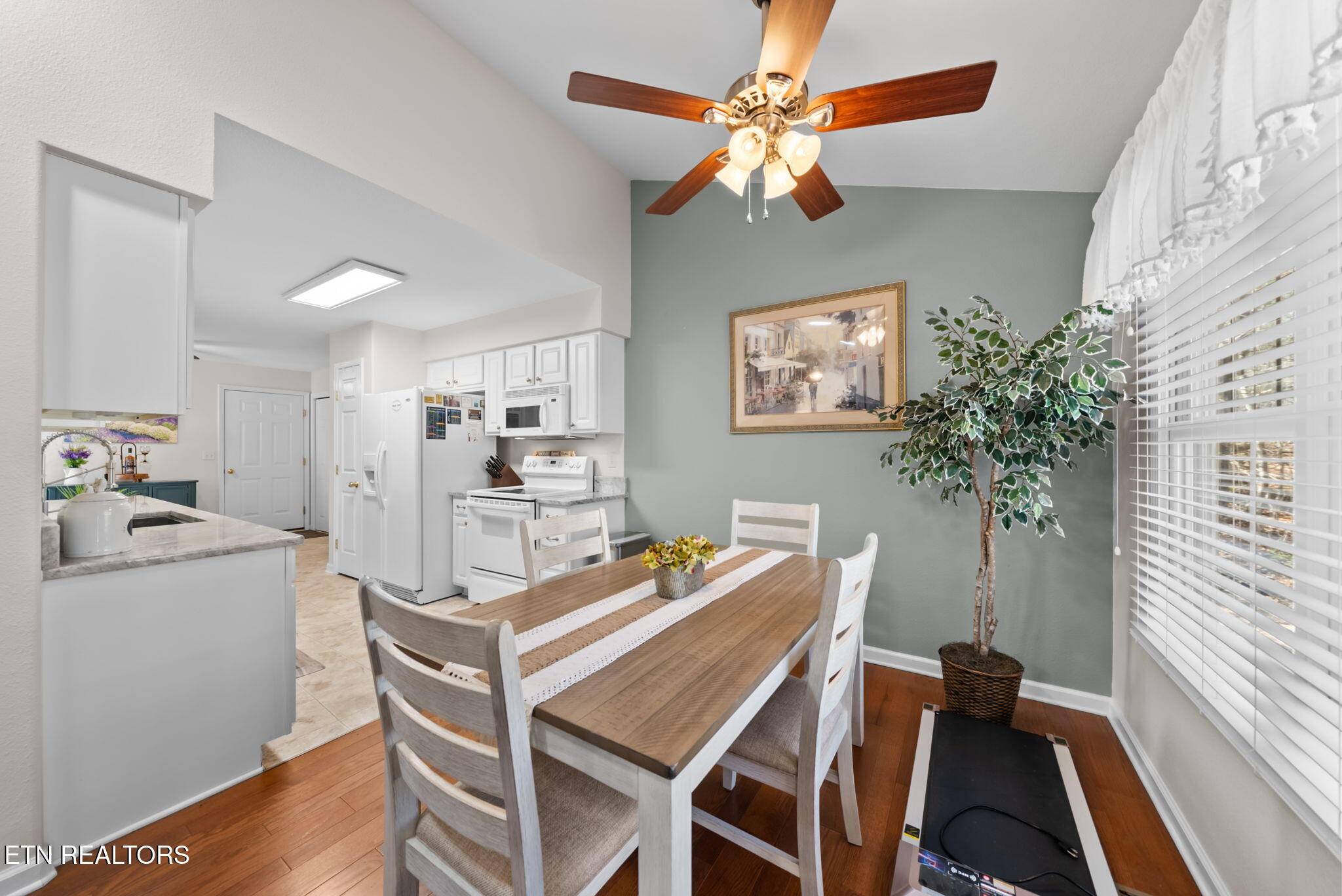 115 Lafayette Point Crossville, TN 38558 - Photo 9 of 44 33-web-or-mls-DSC03214