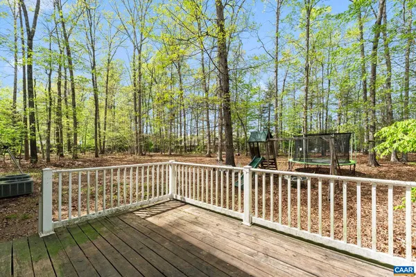 $329,000 | 831 Jefferson Drive, Palmyra, VA 22963